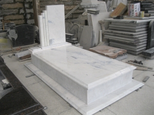 Customize Marble & Granite Headstone/Tombstone/Monument